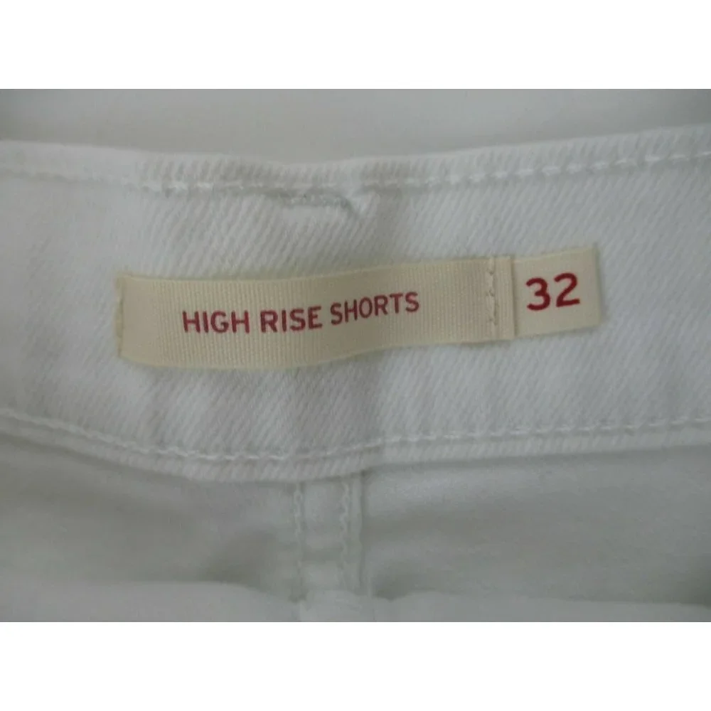 Levi's Women's Salt White Mid Length Denim Jean High Rise Shorts Size W32/14